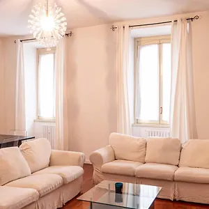 Superhouse Piazza Duomo Area Apartment